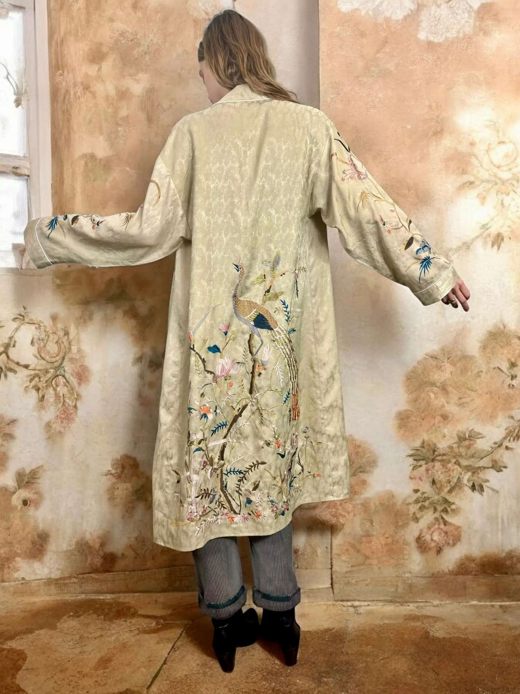 Arianna, 40s silk embroidered robe