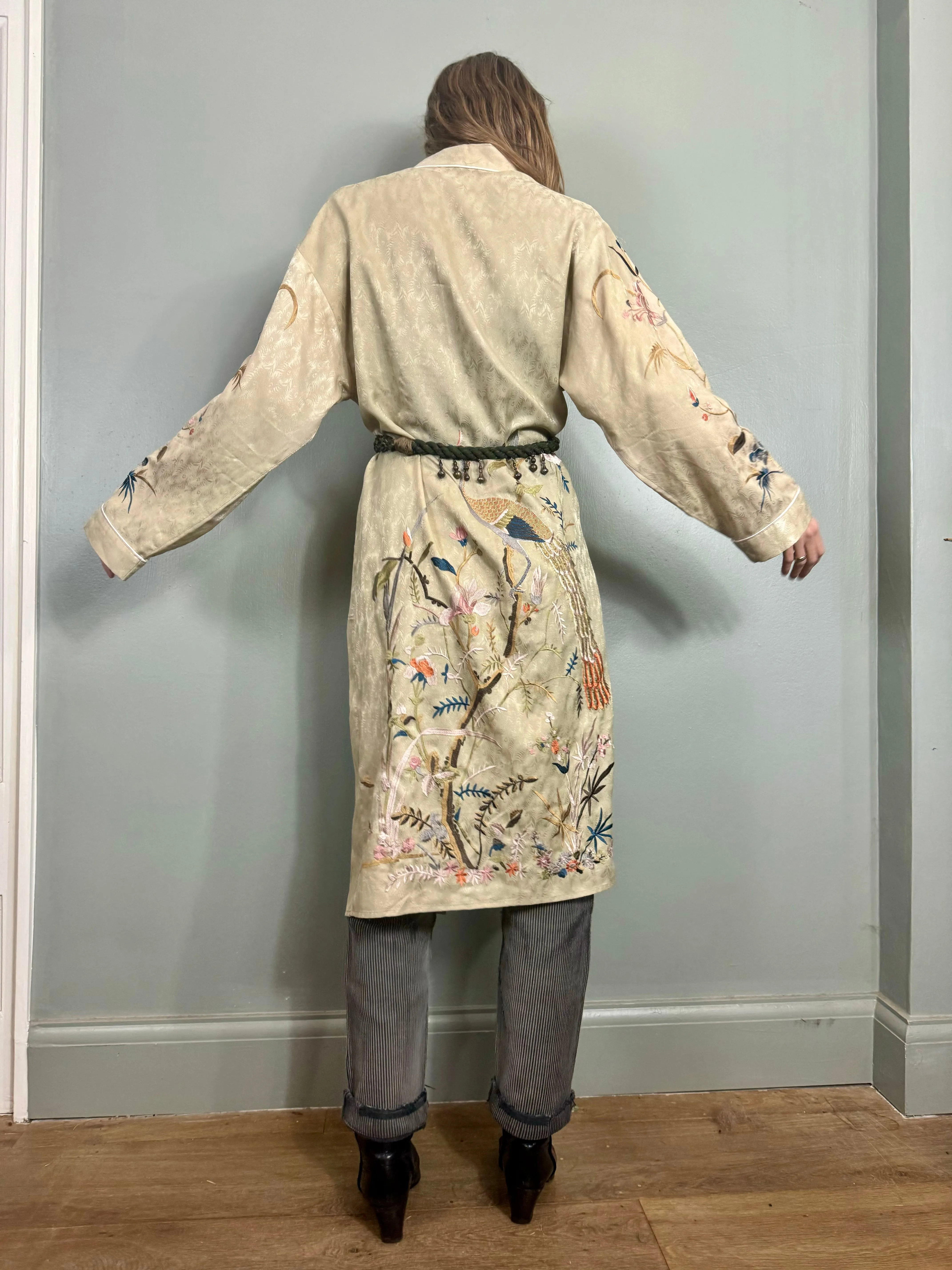 Arianna, 40s silk embroidered robe