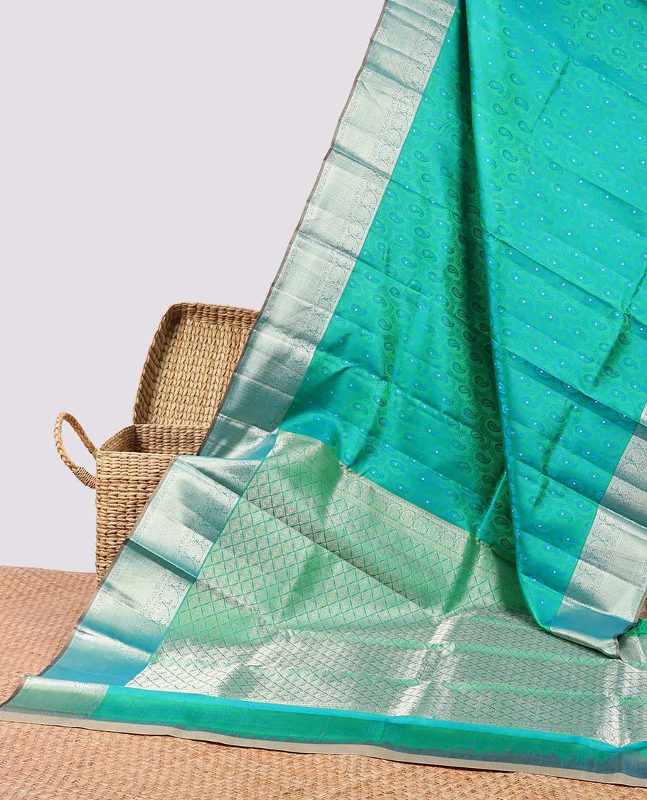 Green Bangalore silk saree with paisley vine designs, traditional zari design border & pallu of paisley & jaal designs