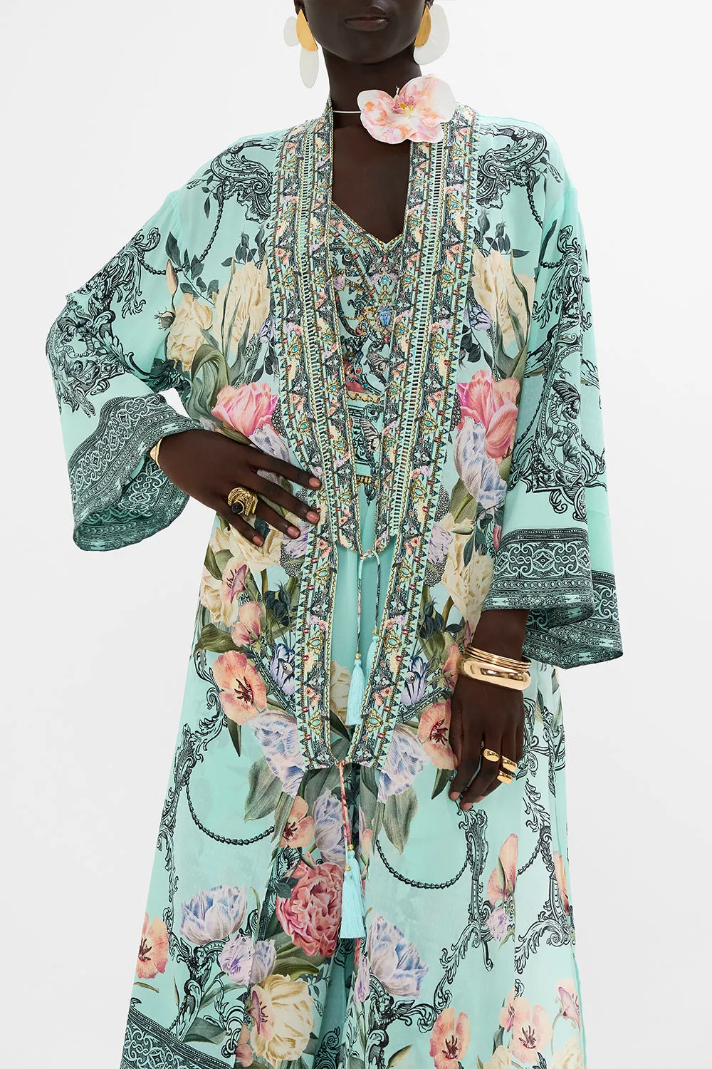 LONG LAYER WITH NECKBANDS PETAL PROMISE LAND
