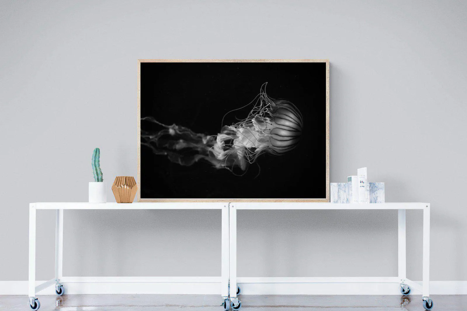 Monochromatic Jellyfish
