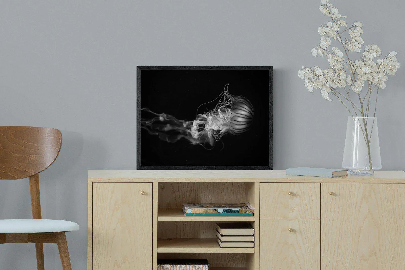 Monochromatic Jellyfish
