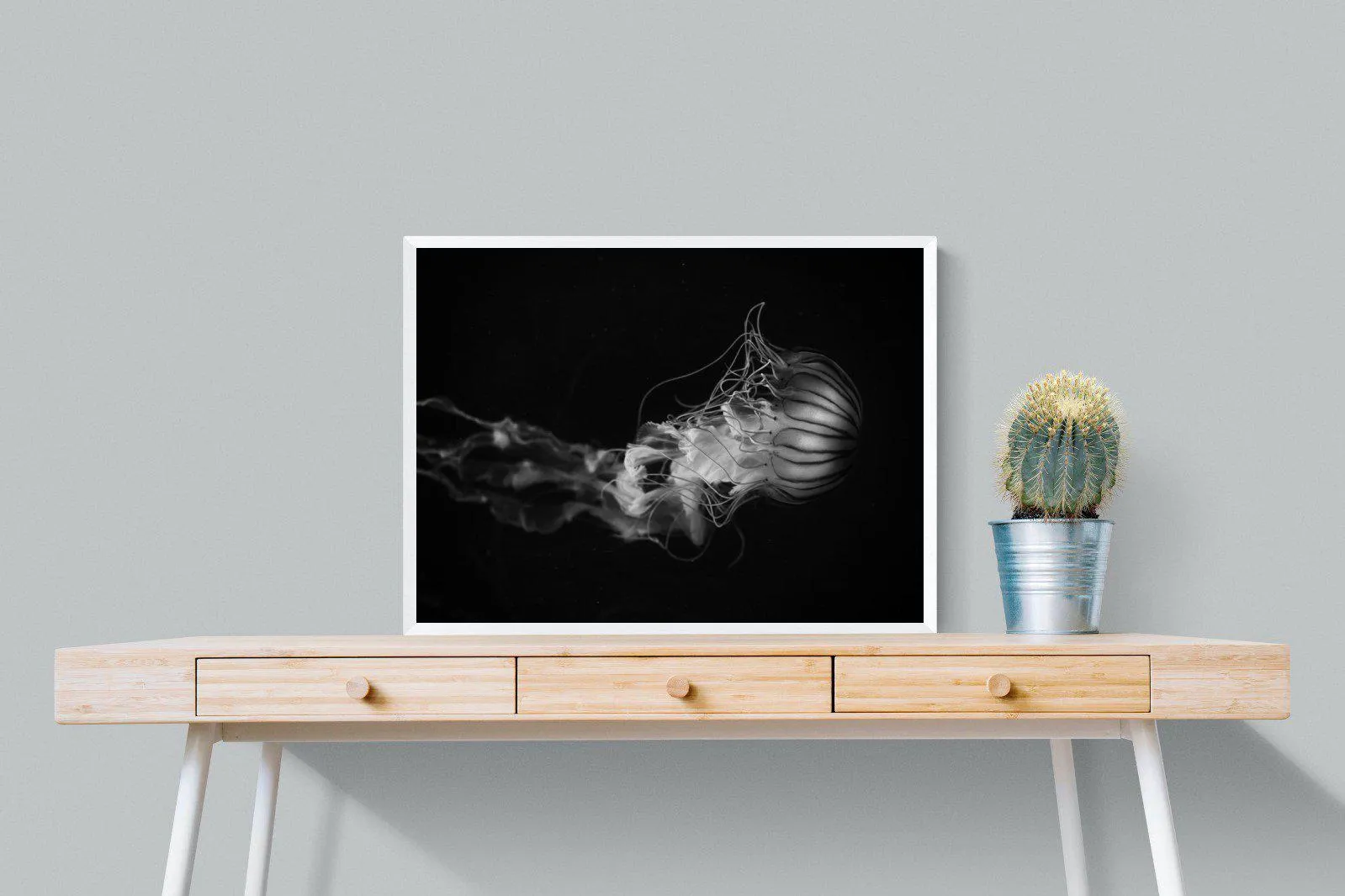 Monochromatic Jellyfish