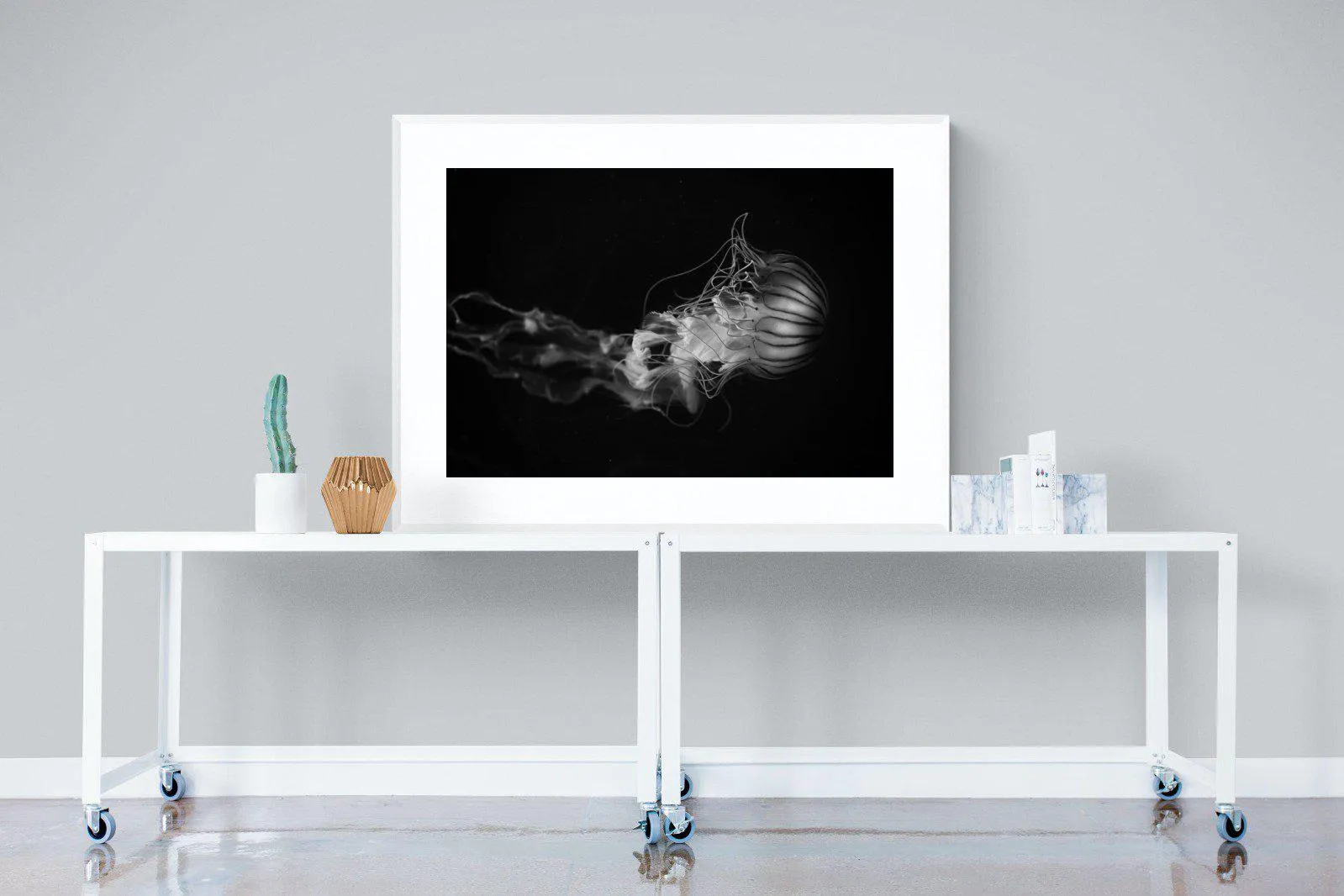 Monochromatic Jellyfish