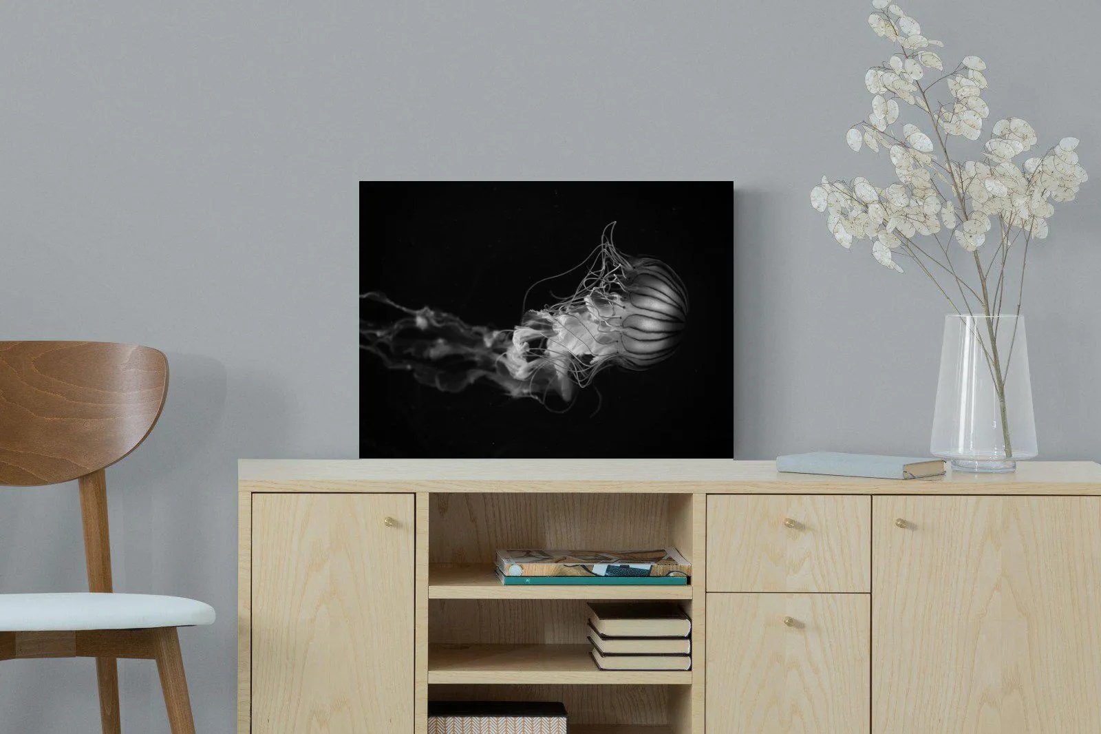 Monochromatic Jellyfish