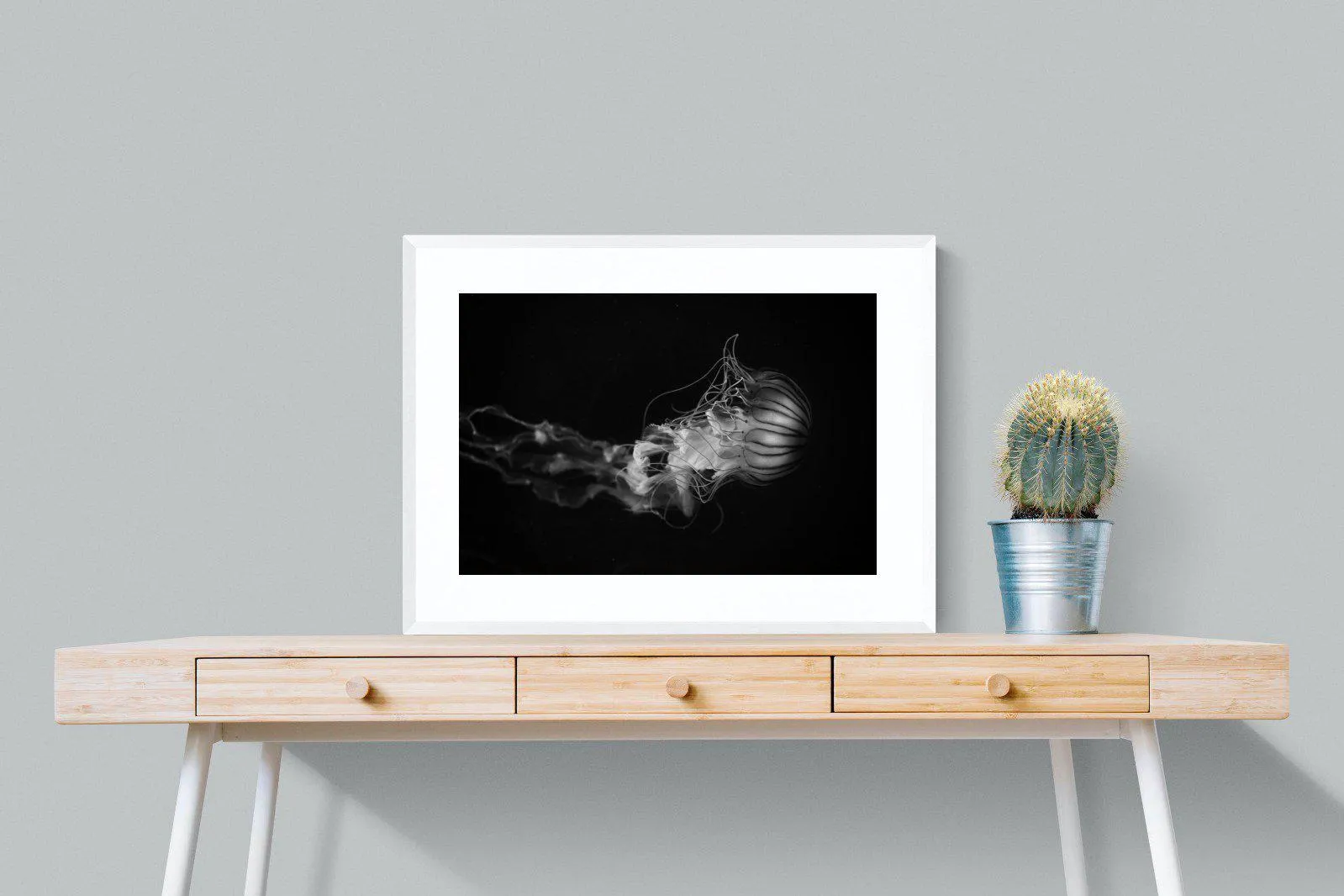Monochromatic Jellyfish