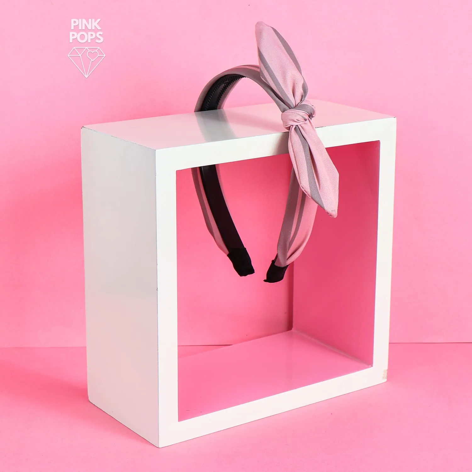 Monochromatic Lined Hairbands
