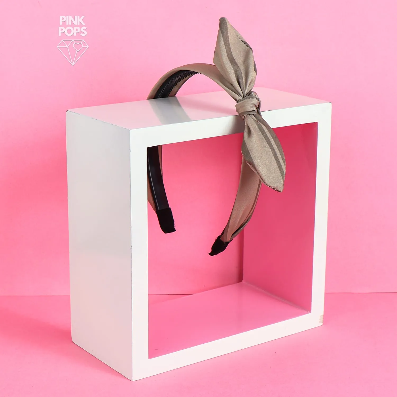 Monochromatic Lined Hairbands