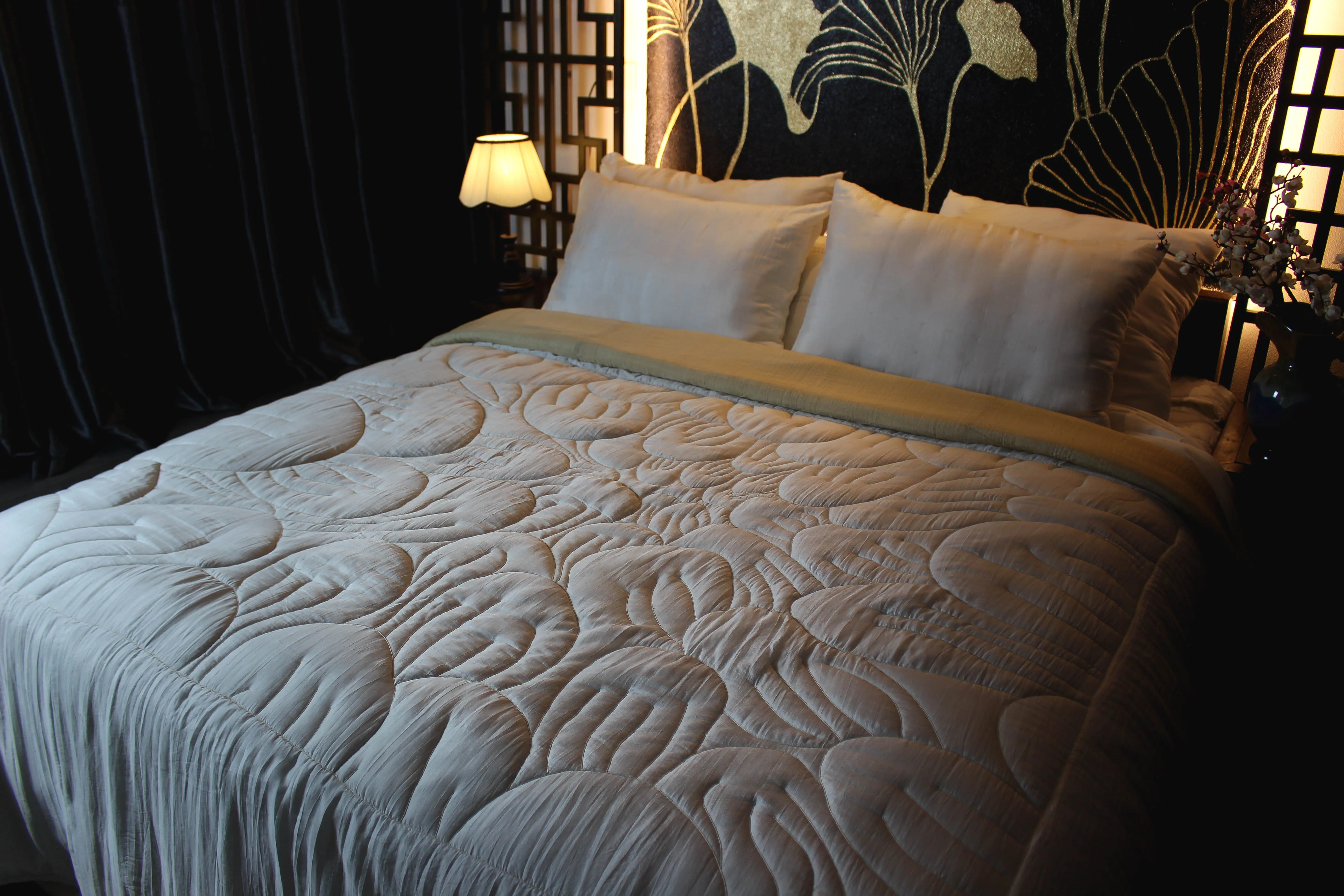 Mulberry Silk Quilted Bedspreads and Shams Bedding Set-Hand Embroidery- Chrysanthemum Bud
