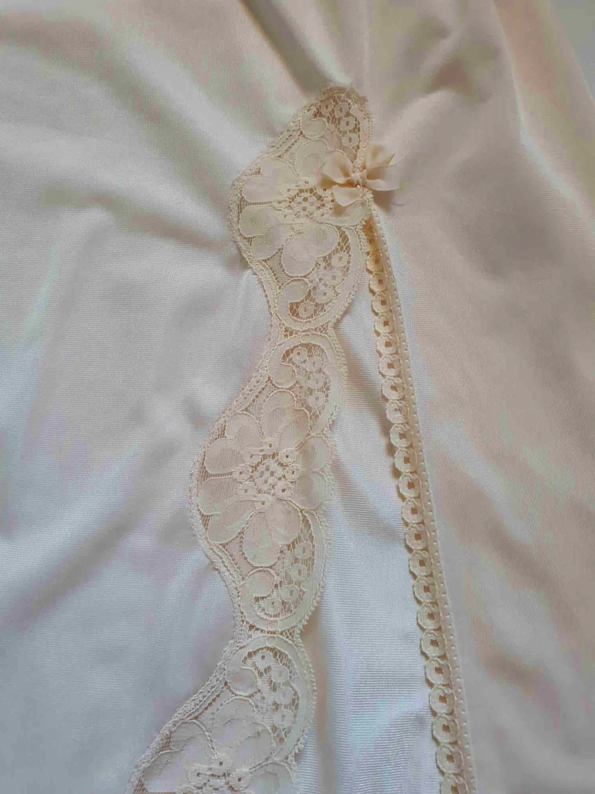 Nude Half Slip With Lace by Dorothy Perkins - M