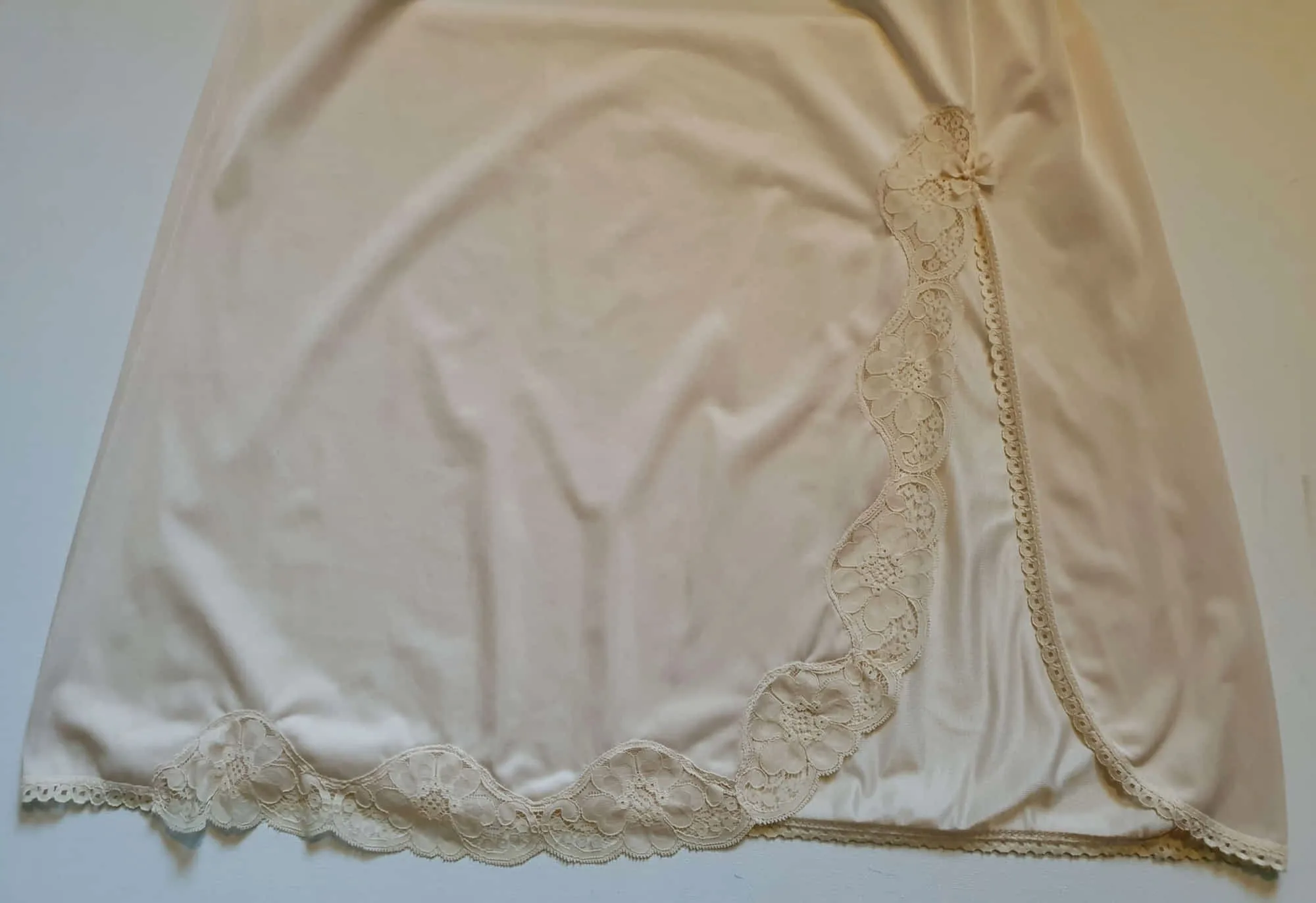 Nude Half Slip With Lace by Dorothy Perkins - M